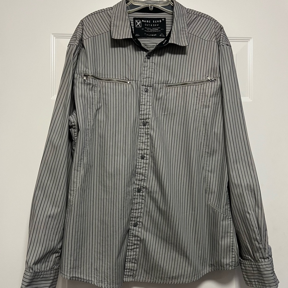 Marc Ecko Cut & Sew Gray Striped Button Down Long Sleeve Shirt Men’s Size XL